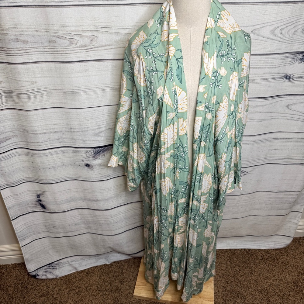 Modcloth Green Floral Kimono Top